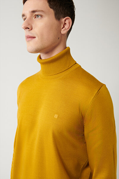 Avva Men's Mustard Full Turtleneck Non-Pilling Sweater E 005002