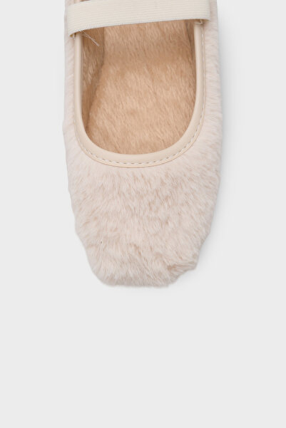 Capone Outfitters Ollie Women's Plush Laced Ballerinas