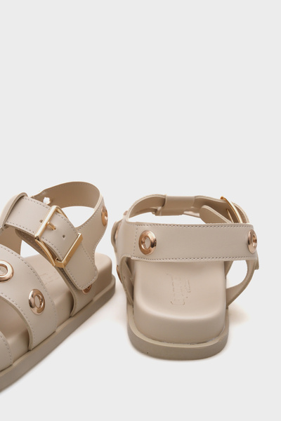 Capone Outfitters Valene Flat Heel Gladiator Women's Sandals with Metal Accessories