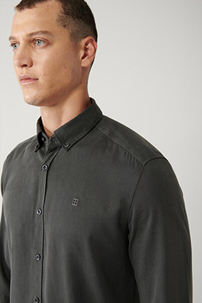 Avva Erkek Antrasit Düğmeli Yaka Keten Karışımlı Slim Fit Gömlek B002001