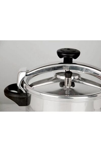 Kitchen King Kitchen King pressure cooker made of shiny aluminum, 5-liter cooking pot