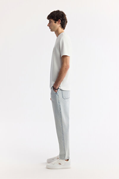 Avva Ανδρικό μπλουζάκι με λευκό λαιμόκοψη με στάμπα Bi-Stretch Interlock Regular Fit T-Shirt A51Y1021