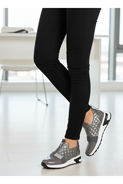 Catelyn Women's Sneaker Gray Patent Leather Casual Sports Shoes & Orthopedic Sole