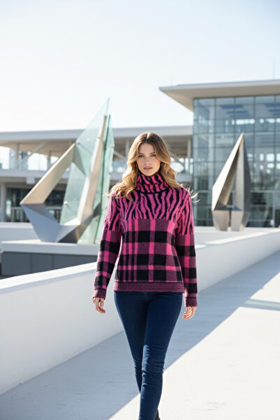 Brevia Pink Zebra and Plaid Pattern Long Sleeve Women's Angora Knitwear Sweater