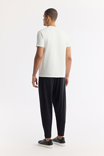 Avva Men's Ecru Crew Neck Printed Bi-Stretch Interlock Regular Fit T-Shirt A51Y1002