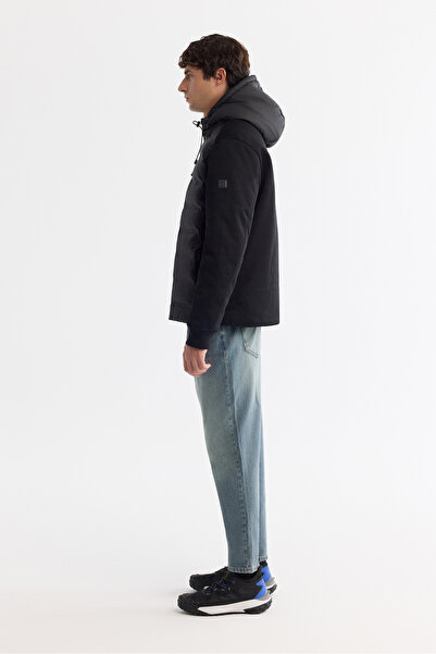 Avva Ανδρικό μαύρο αδιάβροχο αντιανεμικό παλτό Comfort Fit με κουκούλα A42Y6155