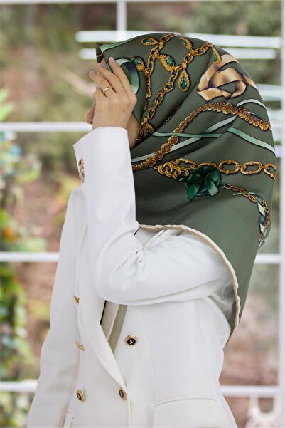 Vissona %100 Twill İpek Kurdele Ve Zincir Desenli Haki - Gold Renkli 90x90 Eş...