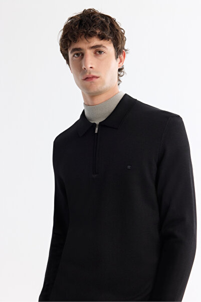 Avva Men's Black Zippered Polo Neck Rayon Knitwear Regular Fit Sweater A42Y5009