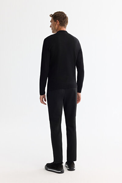 Avva Ανδρικό πουλόβερ με μαύρο γιακά με φερμουάρ και λεπτομέρεια με λεπτή γραμμή, μαλακό πλεκτό πουλόβερ κανονικής εφαρμογής A42Y5071
