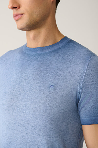 Avva Ανδρικό μπλουζάκι με εφέ βαφής με λαιμόκοψη Indigo, πλεκτό με κανονική εφαρμογή A41Y5115