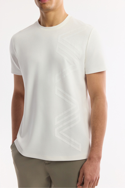 Avva Ανδρικό μπλουζάκι με στάμπα εκρού με λαιμόκοψη με κορδόνια και κανονική εφαρμογή A41Y1175