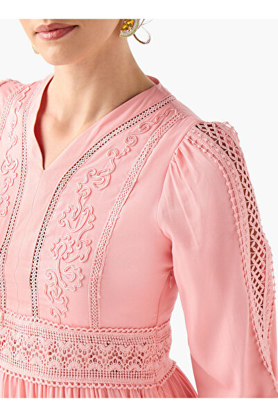 2Xtremz Lace Insert Midi Dress with 3/4 Sleeves