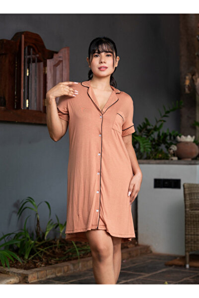 Aadaraya قميص نوم قصير بأكمام قصيرة