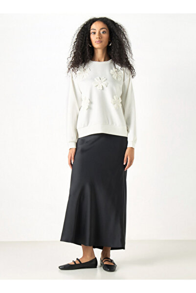 2Xtremz Flower Applique Oversized Sweatshirt with Long Sleeves