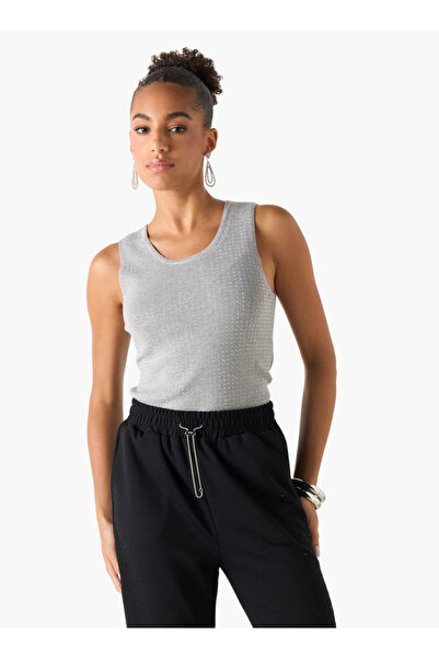 2Xtremz 2Xtremz Embellished Sleeveless Tank Top with Round Neck