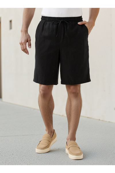 FAV شورت من مزيج الكتان بقصّة عادية مع رباط للإغلاق