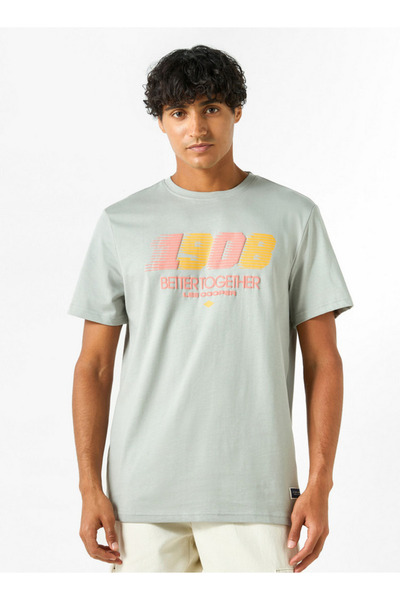 Lee Cooper Logo Print Crew Neck T-shirt with Short Sleeves