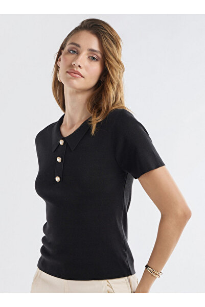 FAV Yakalı ve Kısa Kollu Düz Üst