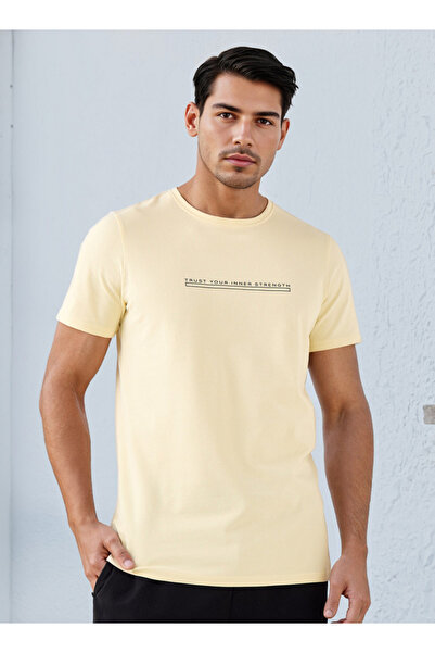 Iconic تي شيرت بيكيه بطبعة شعار