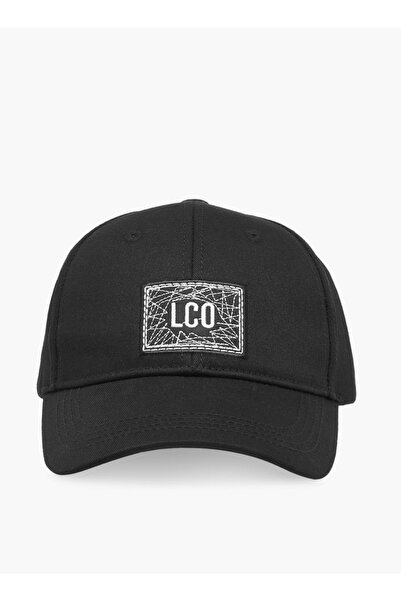 Lee Cooper Lee Cooper Applique Detail Cap with Buckled Strap Closure