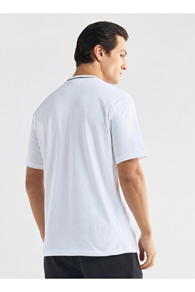 FAV Solid T-shirt with Crew Neck and Short Sleeves