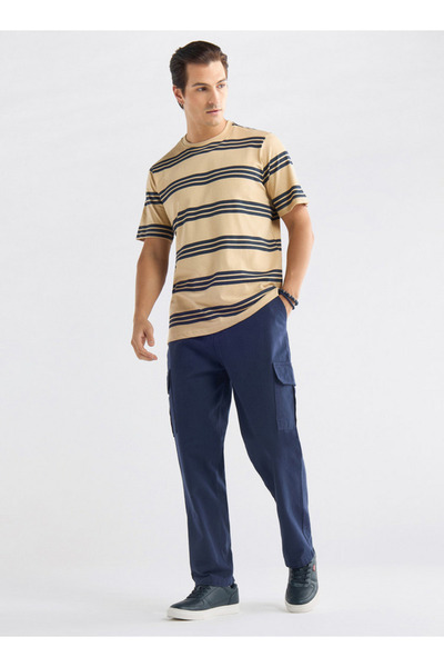 FAV Striped T-shirt with Crew Neck and Short Sleeves