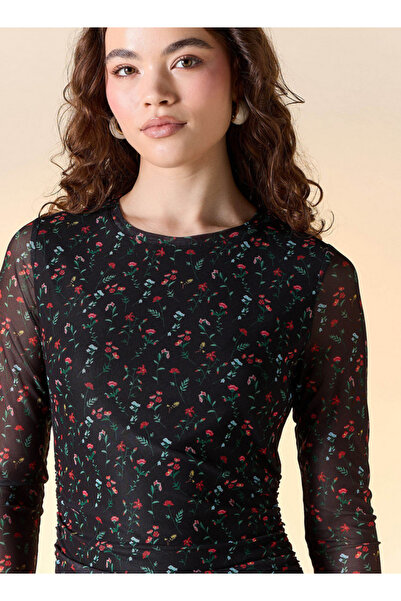 FAV All-Over Floral Print Bodycon Dress with Round Neck