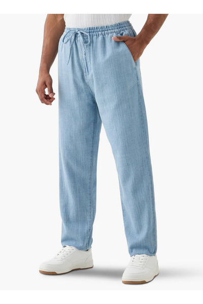 Lee Cooper بنطلون جينز بقصّة عادية مع رباط للإغلاق