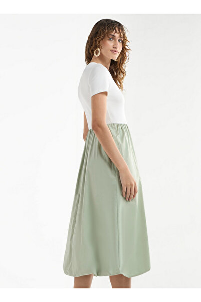 FAV Colourblock A-line Dress with Round Neck and Short Sleeves