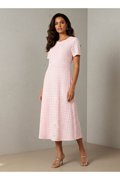 FAV فستان شيفلي متوسط الطول بتصميم A مع فتحة في الظهر