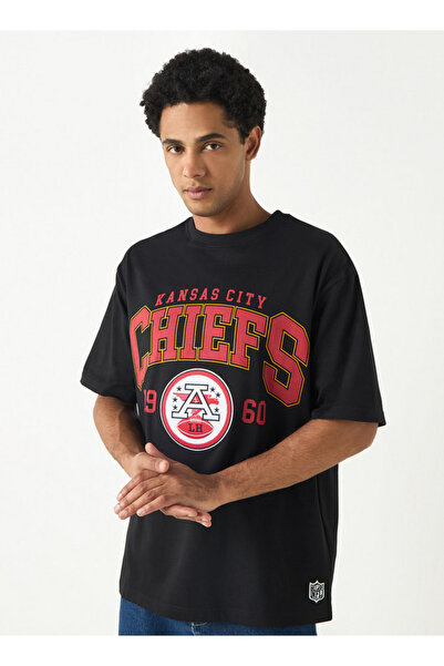 SP Characters CREW NECK PRINTED TEE