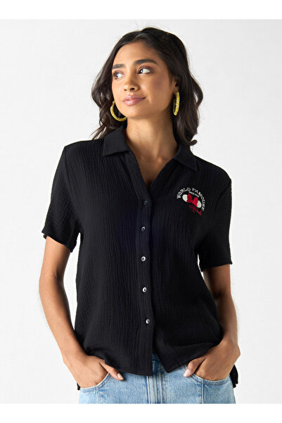 SP Characters قميص مضلع مع تفاصيل مطرزة وياقة