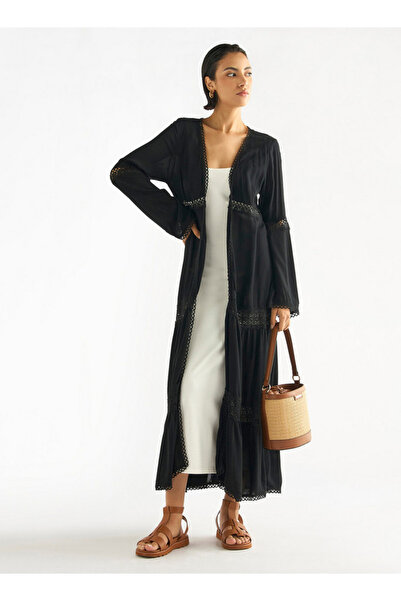 FAV فستان قصير من الدانتيل بطبقات مع أربطة وأكمام طويلة