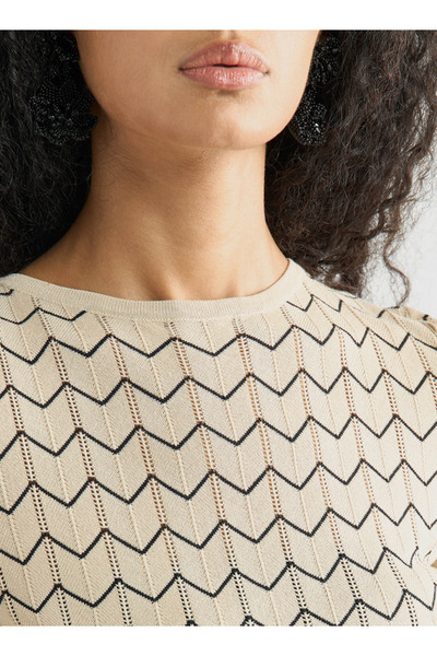FAV Textured Sweater With Round Neck And 3/4 Sleeves