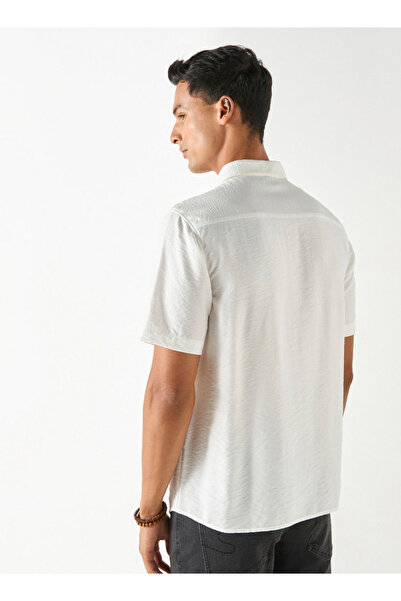 FAV Shirt with Short Sleeves