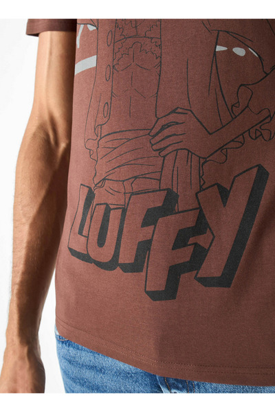 SP Characters One Piece Print T-shirt with Crew Neck and Short Sleeves