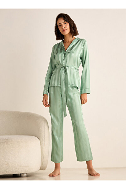 FAV Striped Jacquard Shirt and Pyjama Set