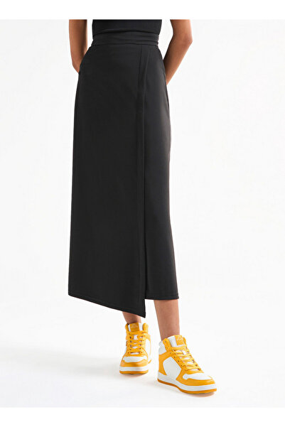 FAV Wrap Skirt with Elasticated Waistband and Pockets