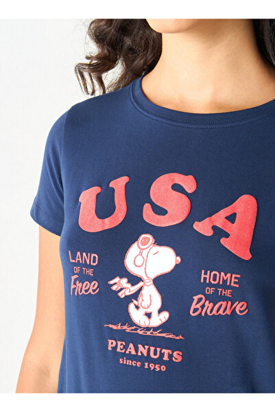 SP Characters Snoopy Print T-shirt with Short Sleeves and Crew Neck