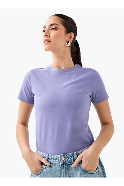 FAV طاقم الرقبة تي شيرت