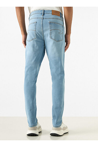 Lee Cooper Skinny Fit Mid-rise Jeans With Pockets