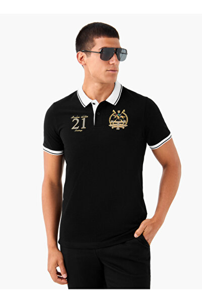 FAV تي شيرت بولو مطرز