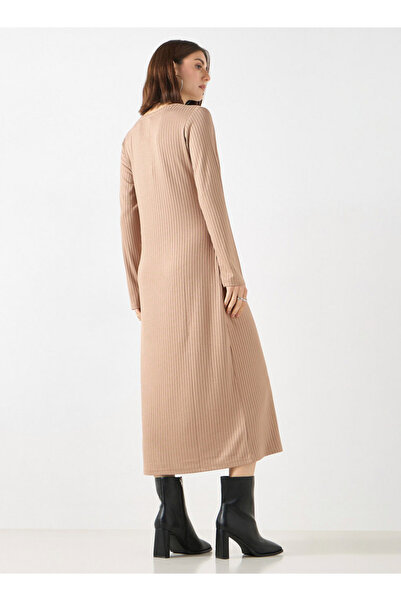 FAV Ribbed Midi Dress with Round Neck and Long Sleeves
