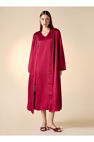 Iconic فستان بدون أكمام مع بلوزة قصيرة