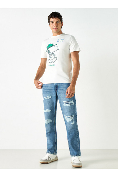 SP Characters Peanuts Print T-shirt with Crew Neck and Short Sleeves