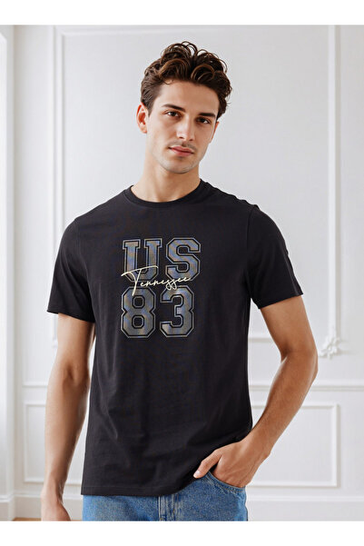 FAV تي شيرت جرافيكي للجامعة