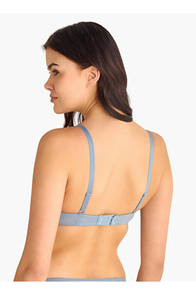 FAV Lace Detail Bra with Hook and Eye Closure