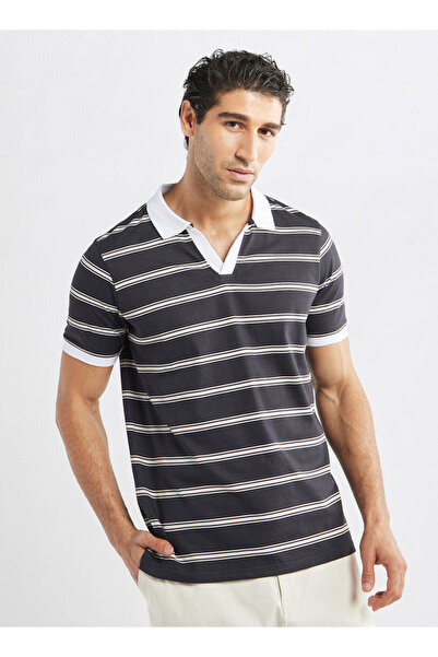 FAV Striped Polo T-shirt with Short Sleeves