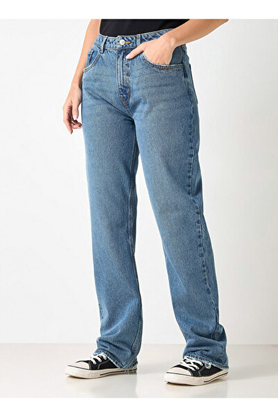 Lee Cooper Ripped Detail Jeans With Pockets