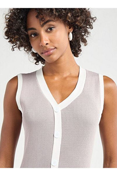 FAV Ribbed Sleeveless Button Down Dress with V-neck